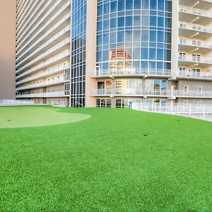  Holiday home Laketown 302! Beautiful 1 Bd, 2ba! Lower Floor, Multiple Pools!