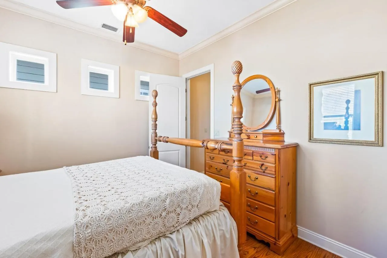 Holiday home Serenity By The Sea - Main House Panama City Beach
