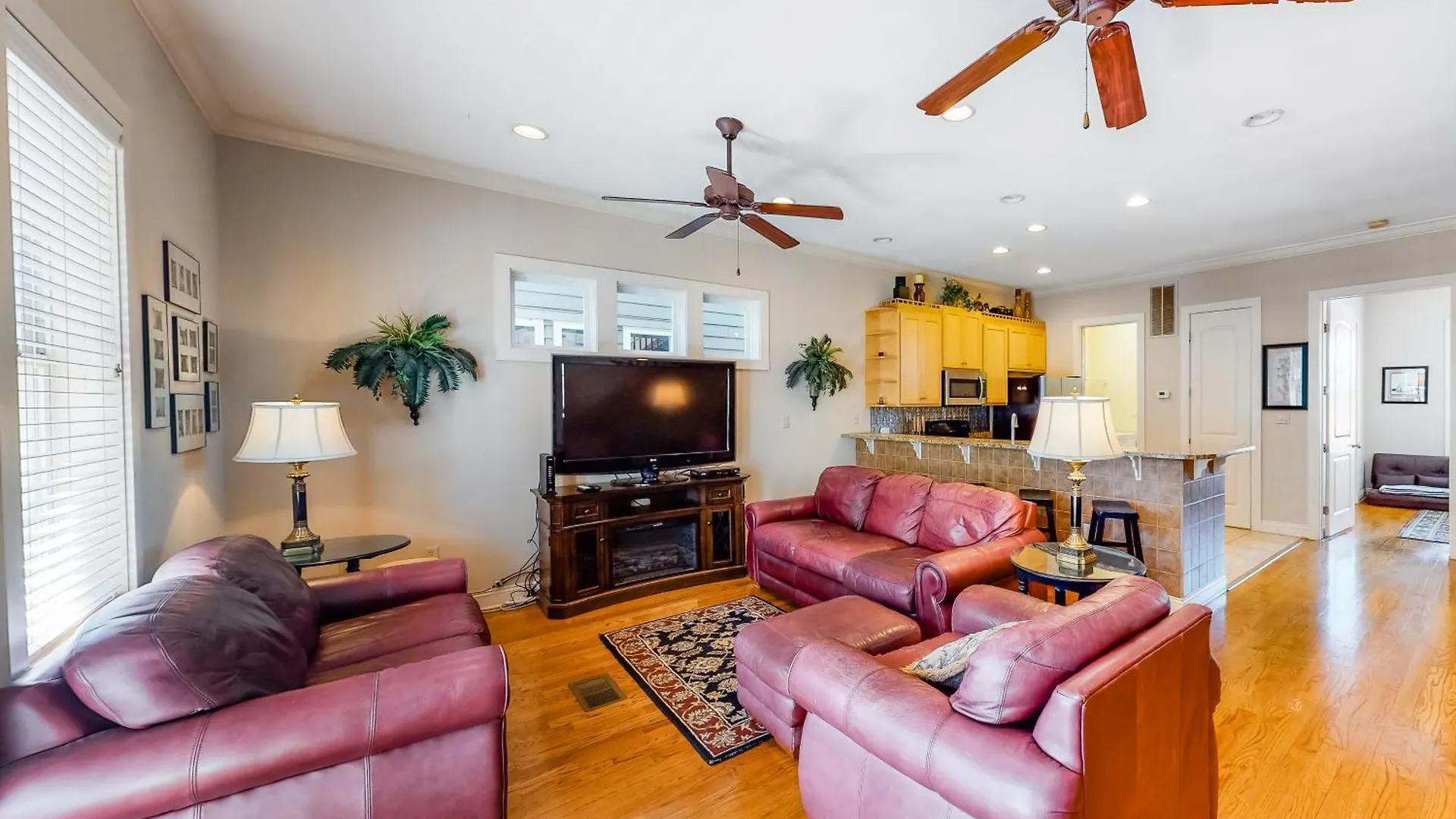 Holiday home Serenity By The Sea - Main House Panama City Beach